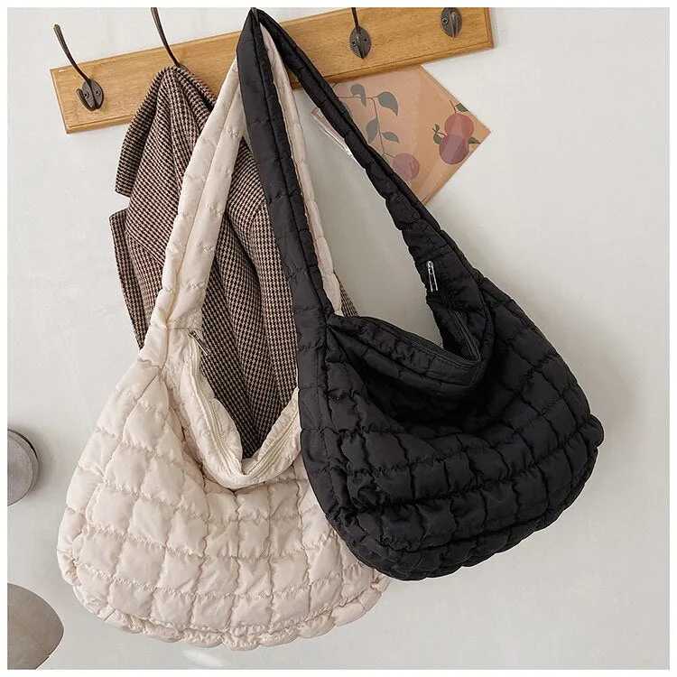 2022 New Winter Soft Down Fabric Shoulder Bag Branded Quality Women's Designer Big Capacity Underarm Pack Large Female Purses