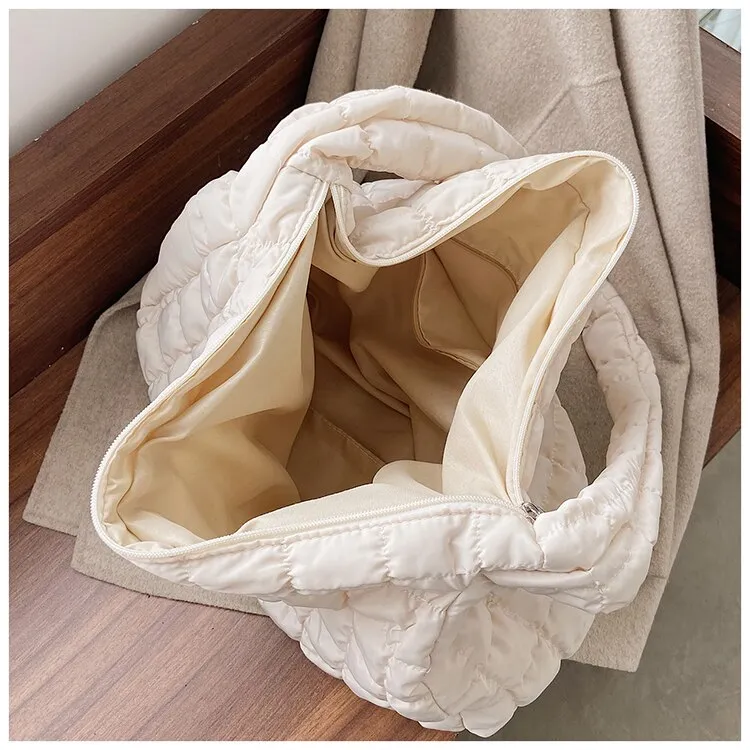 2022 New Winter Soft Down Fabric Shoulder Bag Branded Quality Women's Designer Big Capacity Underarm Pack Large Female Purses
