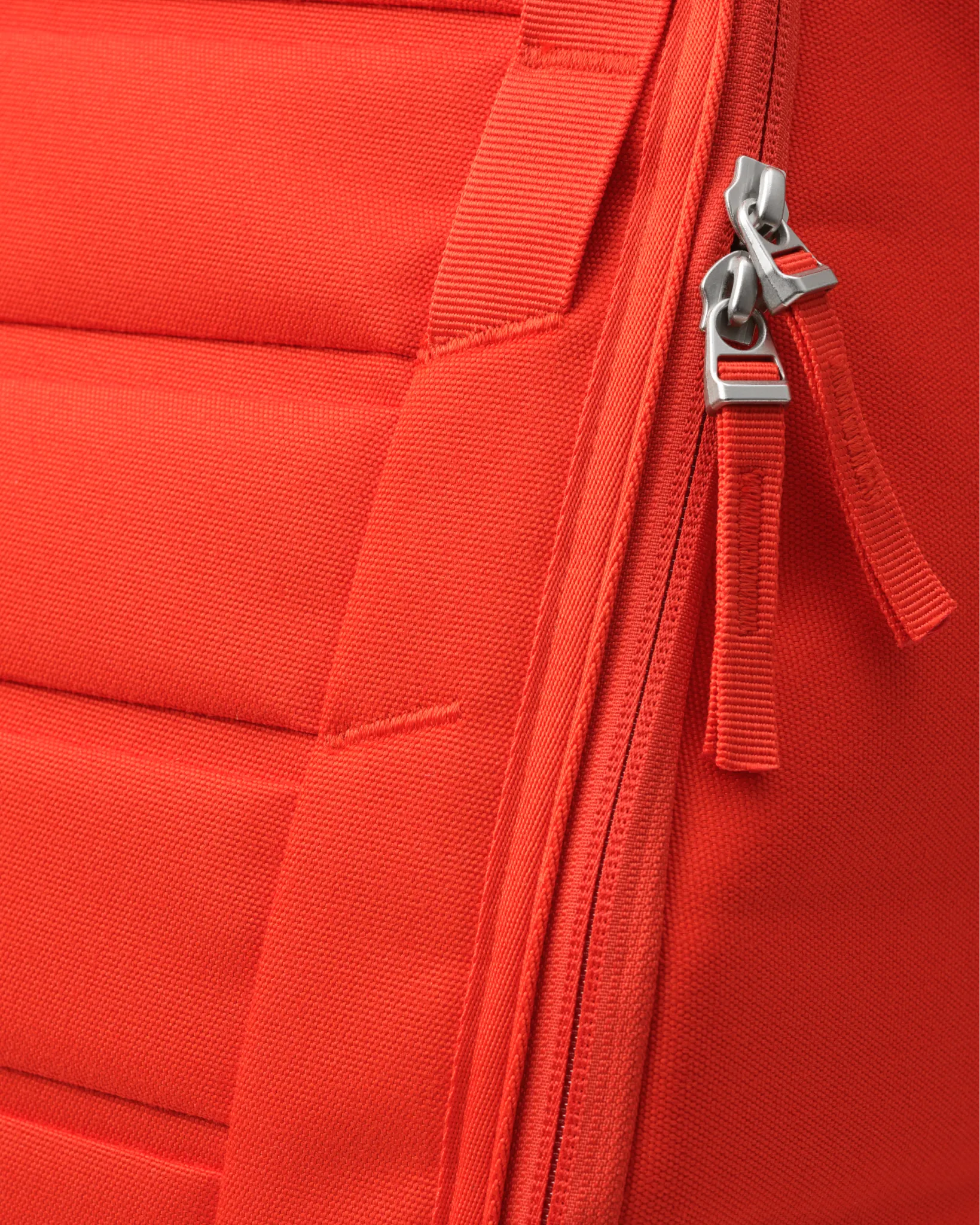 Hugger Backpack 25L Falu Red