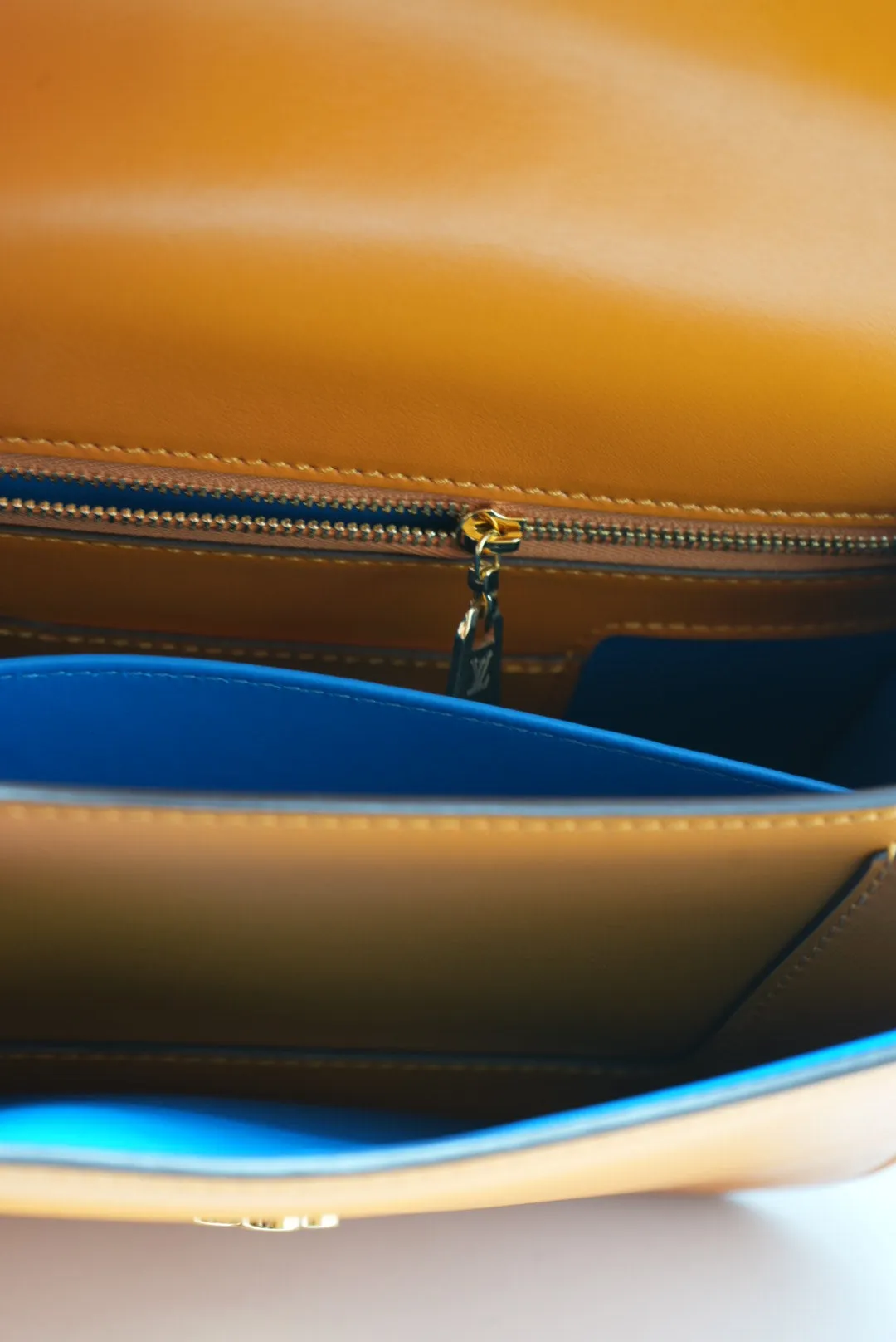 LOUIS VUITTON Smooth Calfskin Pont 9 Handbag