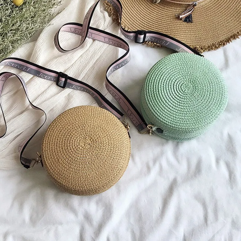 Round Straw Cross Body Bags