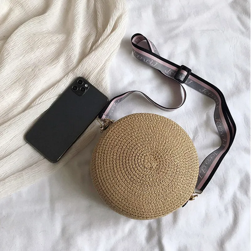 Round Straw Cross Body Bags
